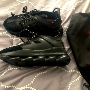 Versace Chain Reaction